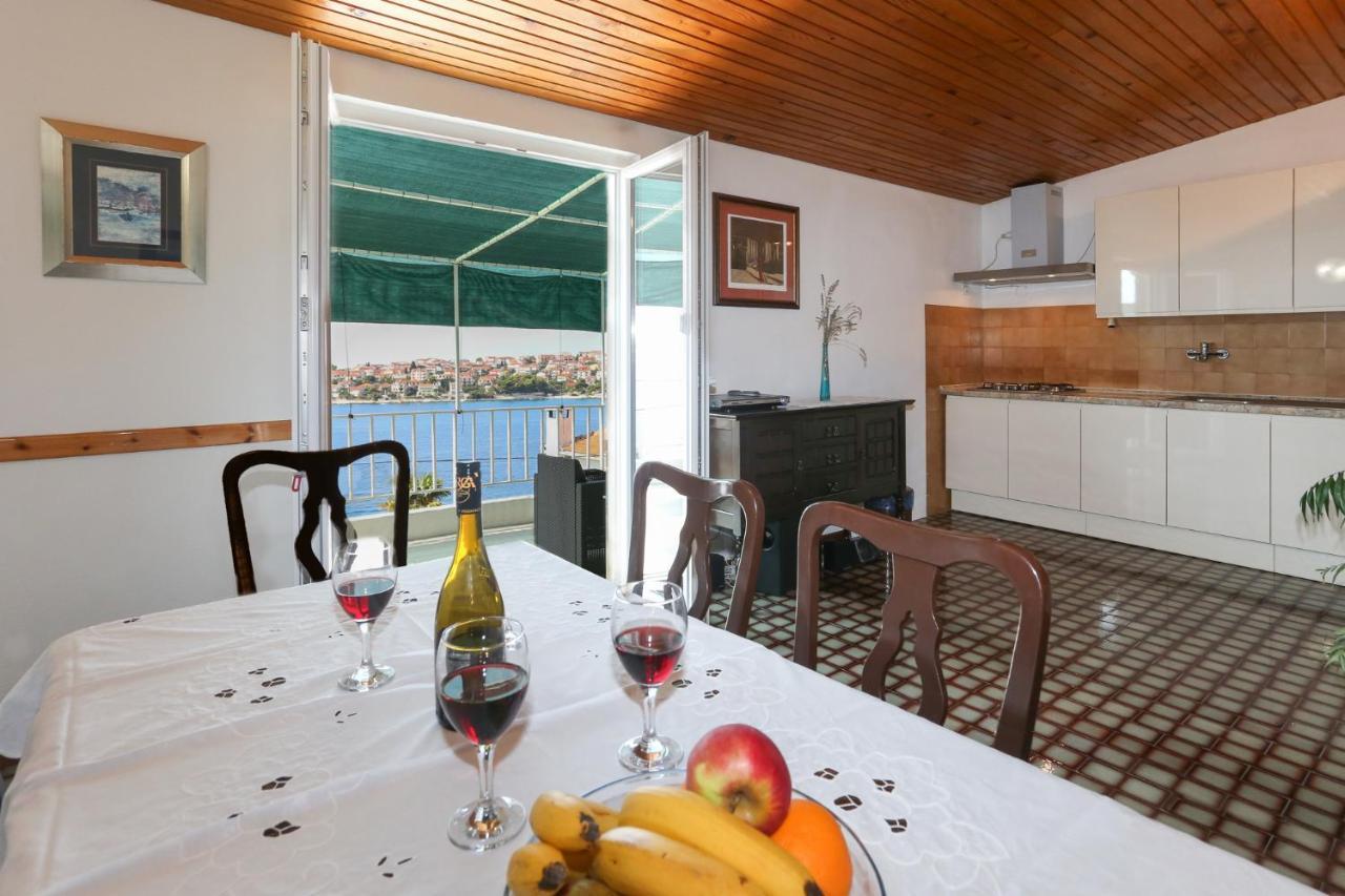 Apartman Mavarcica A4 Trogir Eksteriør bilde